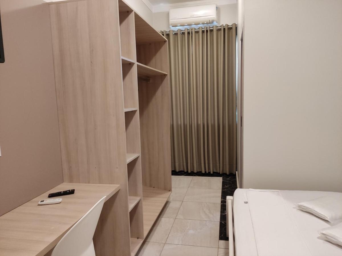 Liv Hotel Порту-Феррейра Экстерьер фото